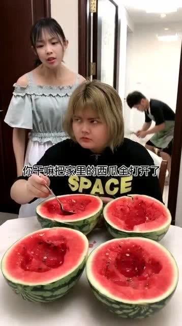 太奶奶吃瓜,一段温馨的乡村记忆