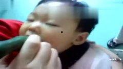 小孩吃瓜搞,小孩吃瓜的欢乐时光