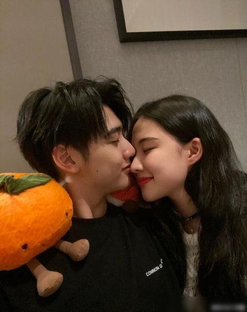 吃瓜路人粉,揭秘娱乐圈背后的真实故事