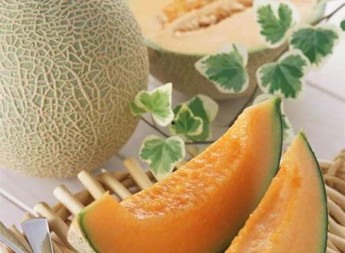 王甜心吃哈密瓜,王甜心哈密瓜美食之旅