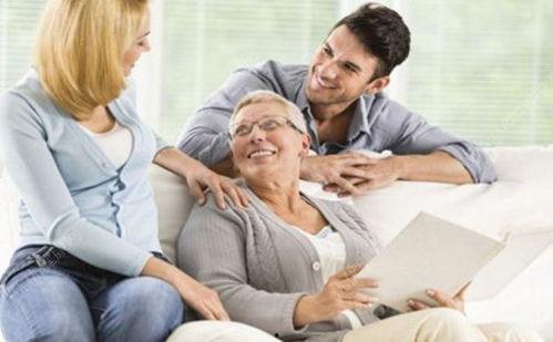 吃瓜吃到老人,见证时代变迁的趣味人生