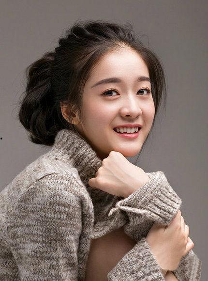 哪个明星喜欢吃蜜瓜蛋糕,揭秘明星的甜蜜嗜好