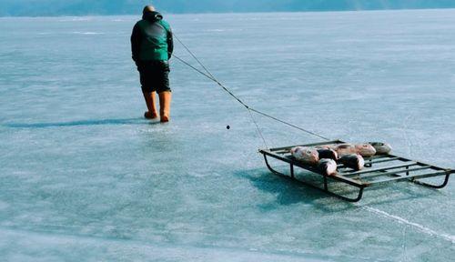 吃瓜渔民上岸,揭秘海上生活与上岸后的转变