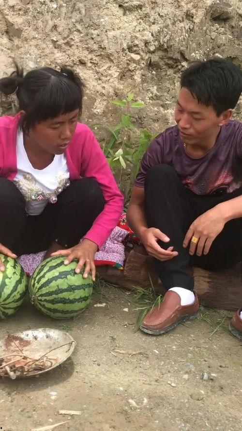 吃卖瓜的视频,吃卖瓜视频背后的电商新潮流