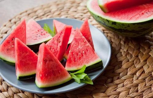 身边朋友吃瓜,揭秘朋友圈那些令人捧腹的“吃瓜”故事