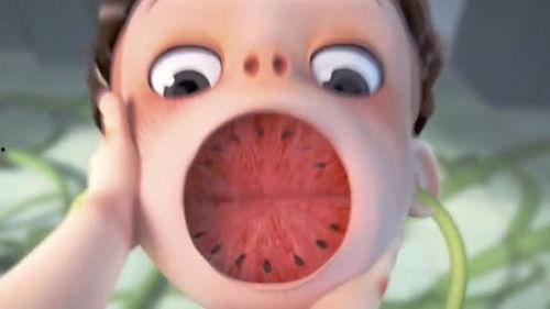 孩子吃瓜半夜吐了,孩子吃瓜不慎半夜吐糟