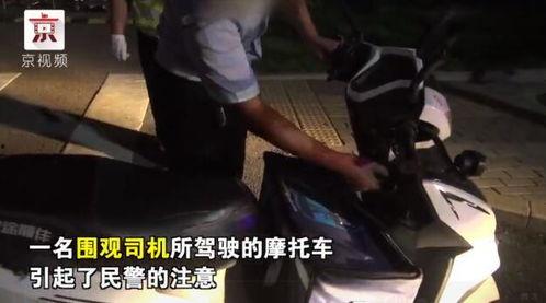 各国吃瓜群众对比视频,不同文化中的欢乐瞬间